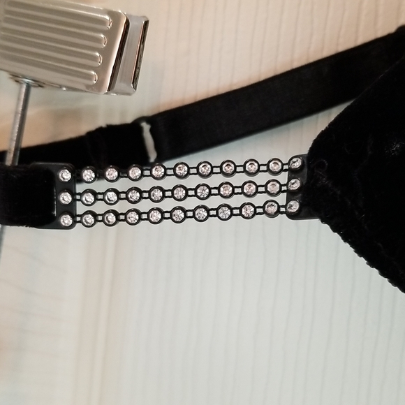 🖤VICTORIA SECRET VINTAGE BLACK VELVET MATCHING BRA & PANTIES 💜 - Picture 9 of 10